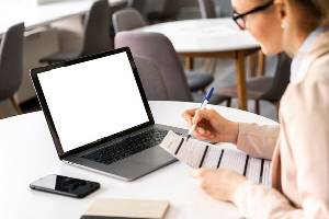 Temporary Office Setup: Laptop Rentals