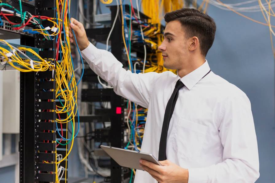 You are currently viewing Why Choose Windows for Your Dedicated Server Needs?